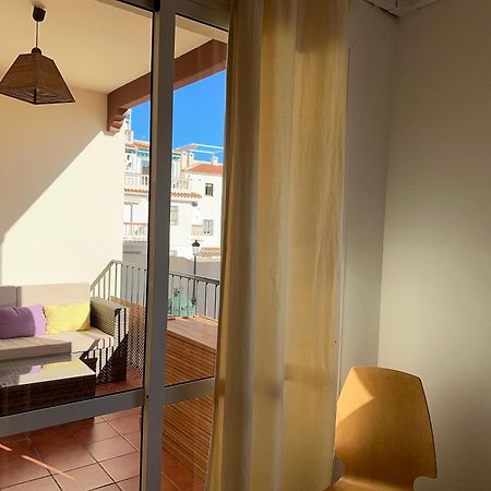 Appartamento Tiyoweh Nerja Esterno foto