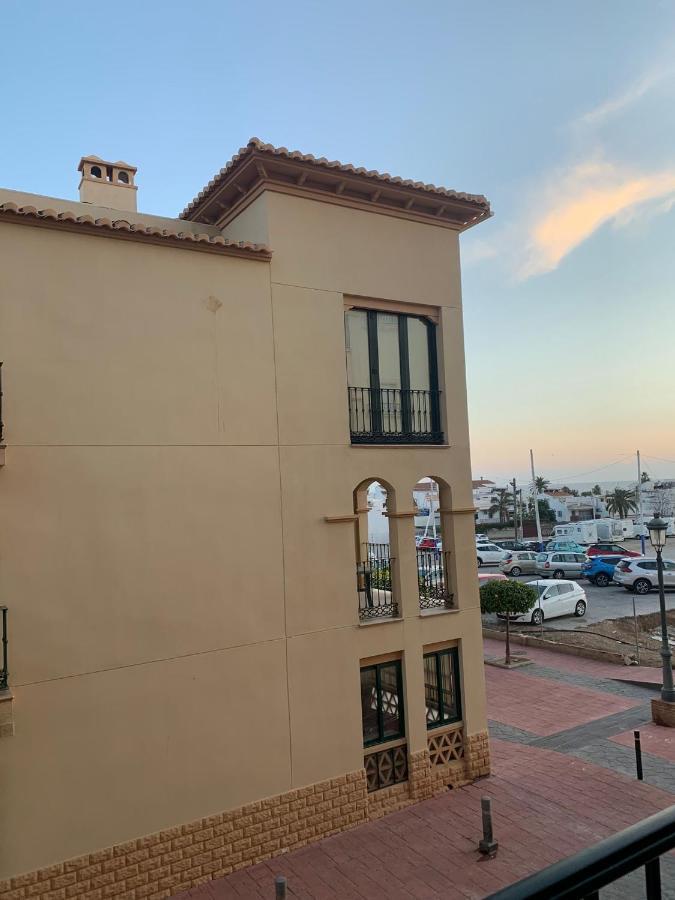 Appartamento Tiyoweh Nerja Esterno foto