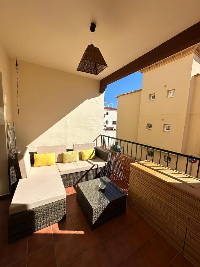 Appartamento Tiyoweh Nerja Esterno foto