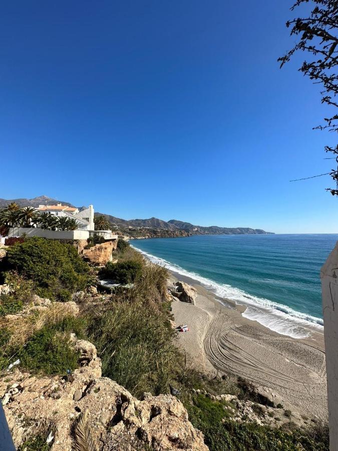 Appartamento Tiyoweh Nerja Esterno foto