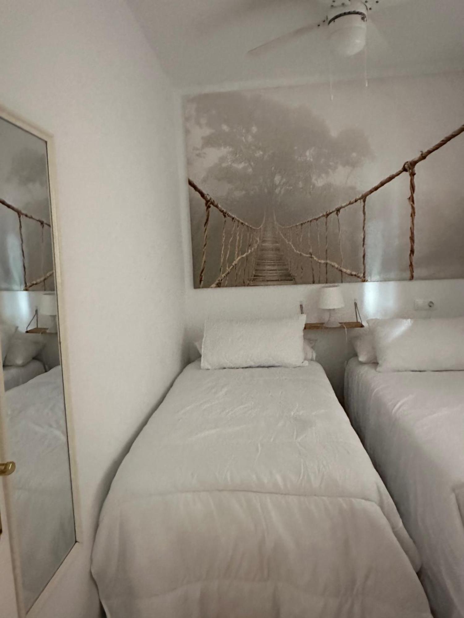 Appartamento Tiyoweh Nerja Esterno foto